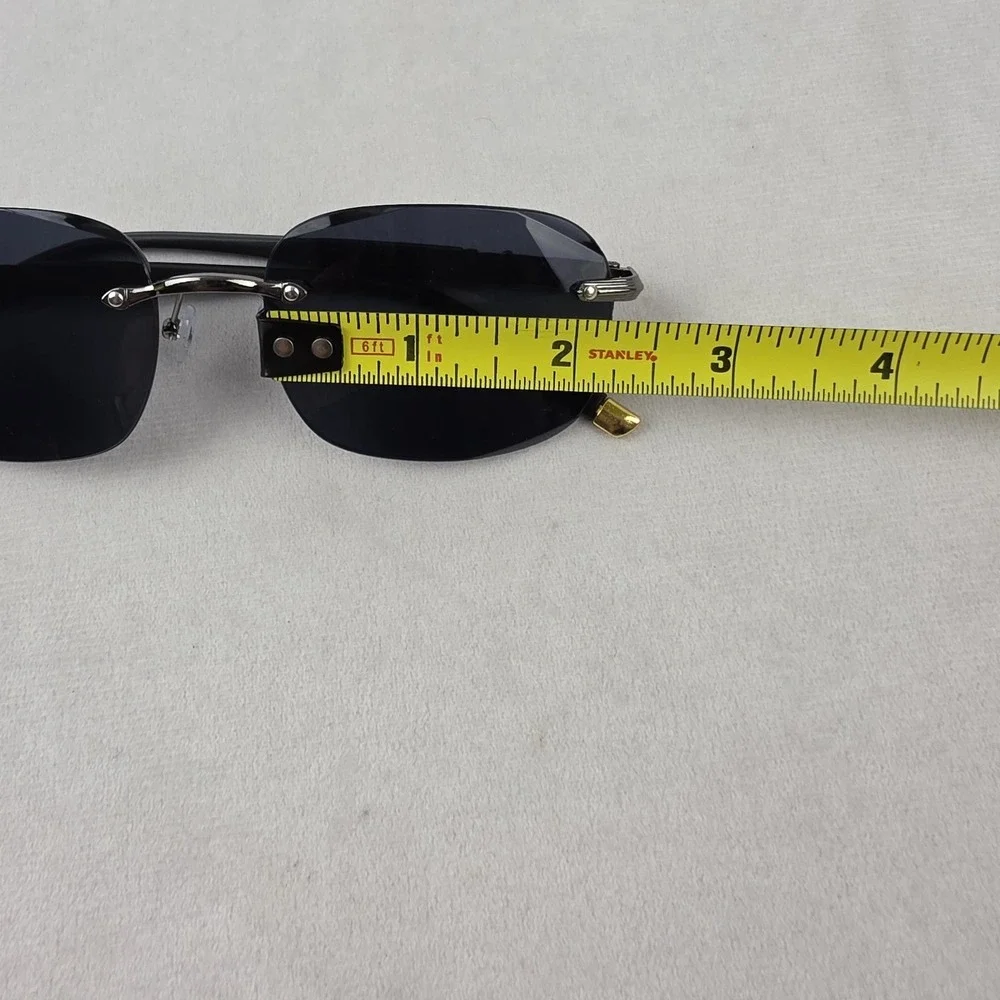 Modern minimalist square lens sunglasses Silver Gold Tips